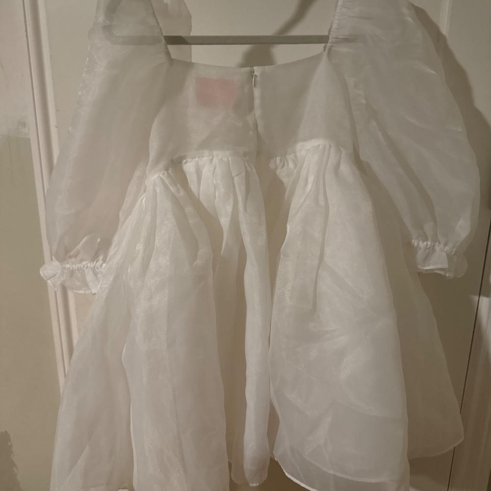 Selkie Ivory Puff Dress (M) - Picture 16 of 16